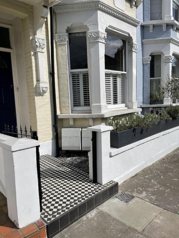Beautiful Ground Floor Garden Flat Londres Exterior foto